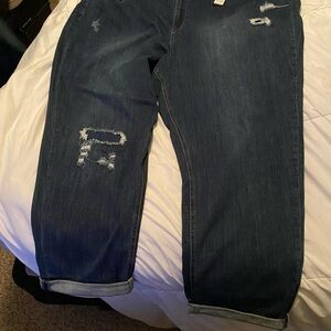 Avenue Denim Girlfriend Jeans in Dark Blue